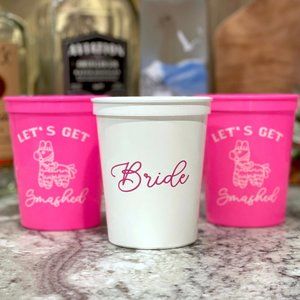 Final Fiesta Bachelorette Cups Mexican Theme (10 pink + 1 white)